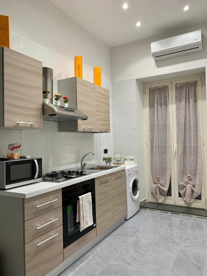 La Casa Di Adele Apartment เนเปิลส์ ภายนอก รูปภาพ