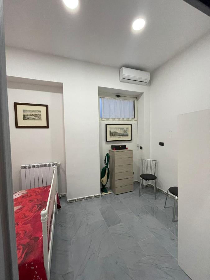 La Casa Di Adele Apartment เนเปิลส์ ภายนอก รูปภาพ