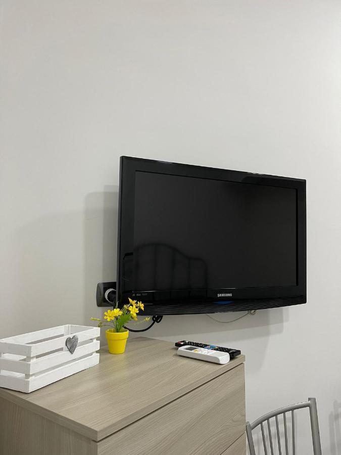 La Casa Di Adele Apartment เนเปิลส์ ภายนอก รูปภาพ